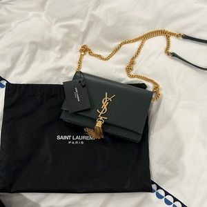 YSL hunter green clutch // shoulder strap bag with tassel